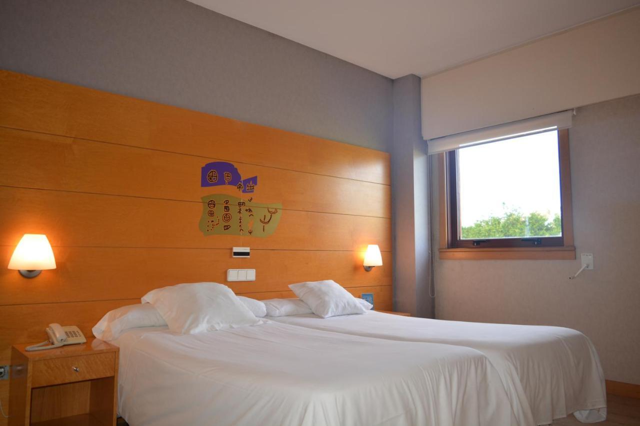 Hotel Ruta Jacobea à Lavacolla Extérieur photo