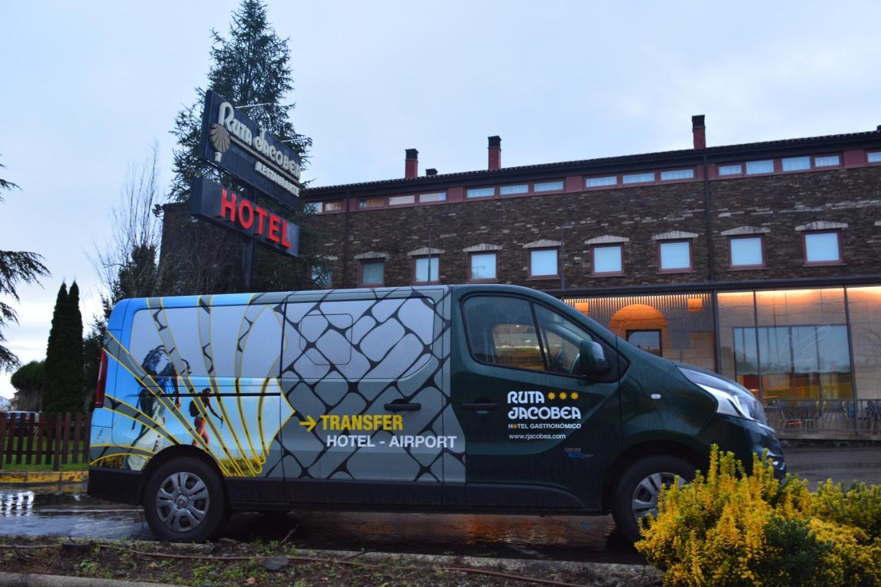 Hotel Ruta Jacobea à Lavacolla Extérieur photo