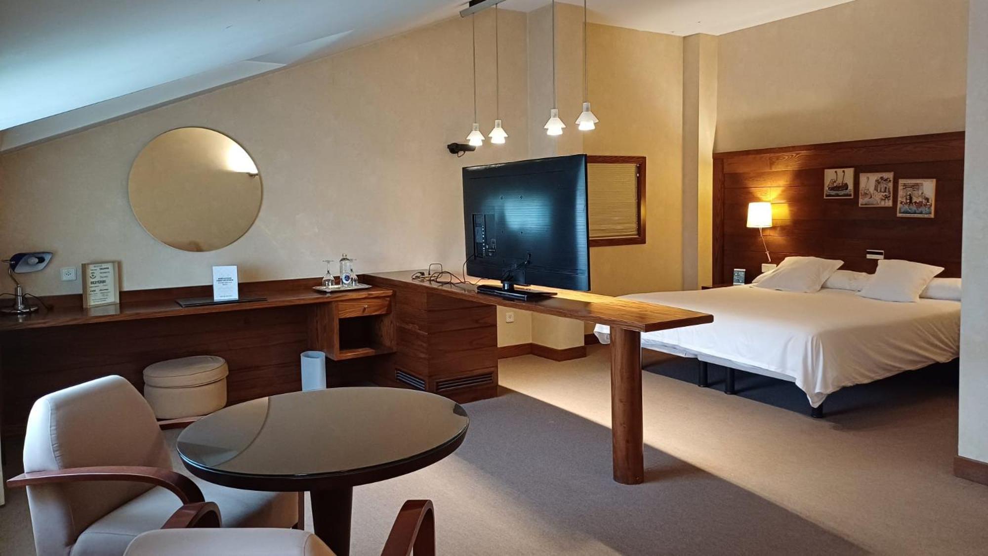 Hotel Ruta Jacobea à Lavacolla Extérieur photo