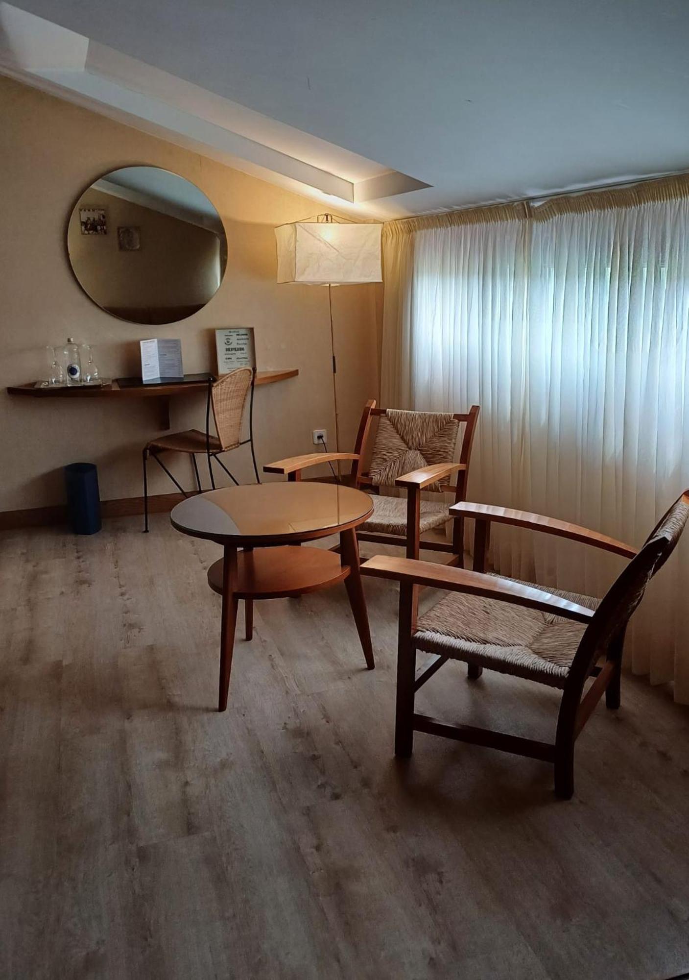 Hotel Ruta Jacobea à Lavacolla Extérieur photo