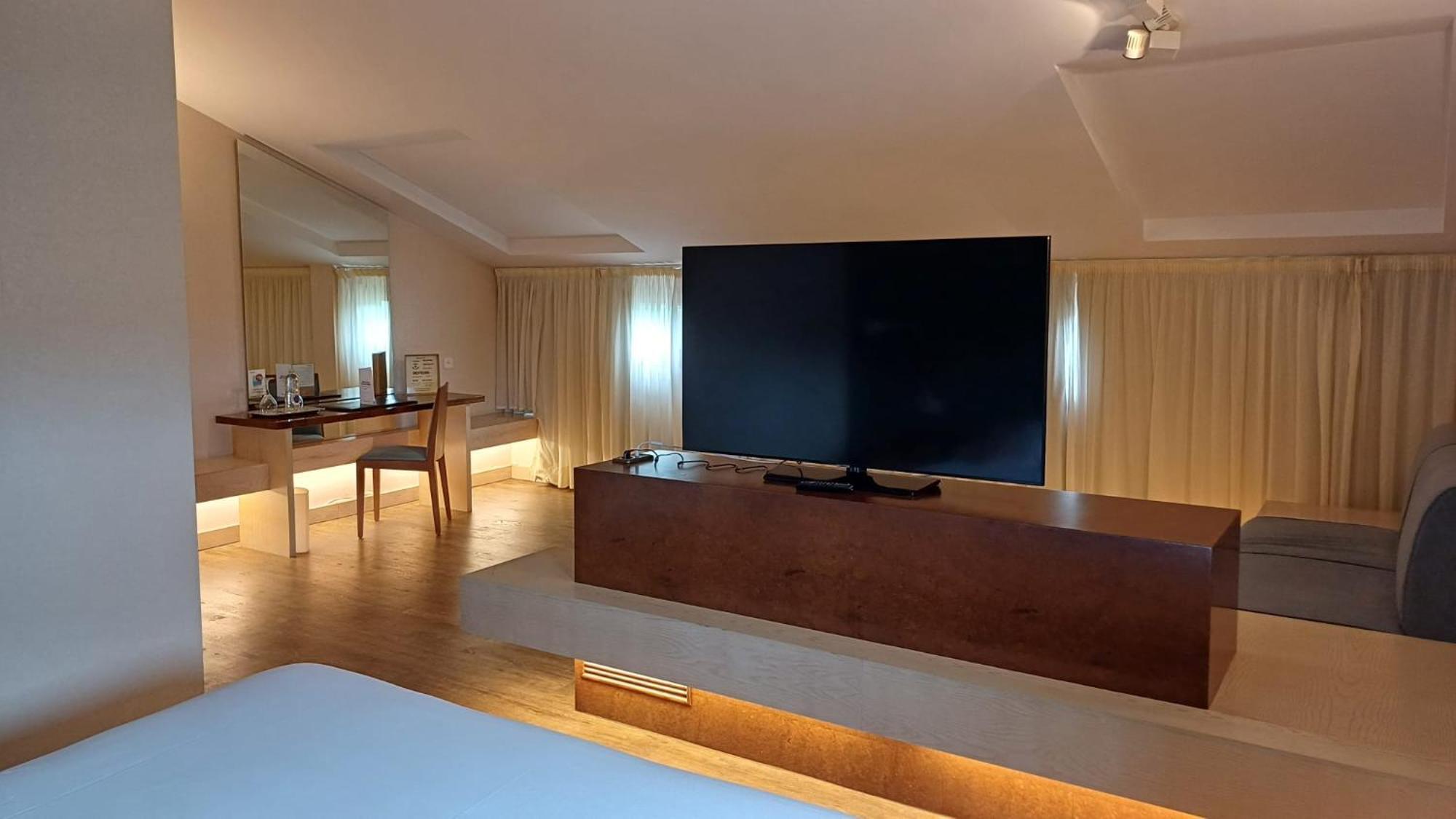 Hotel Ruta Jacobea à Lavacolla Extérieur photo