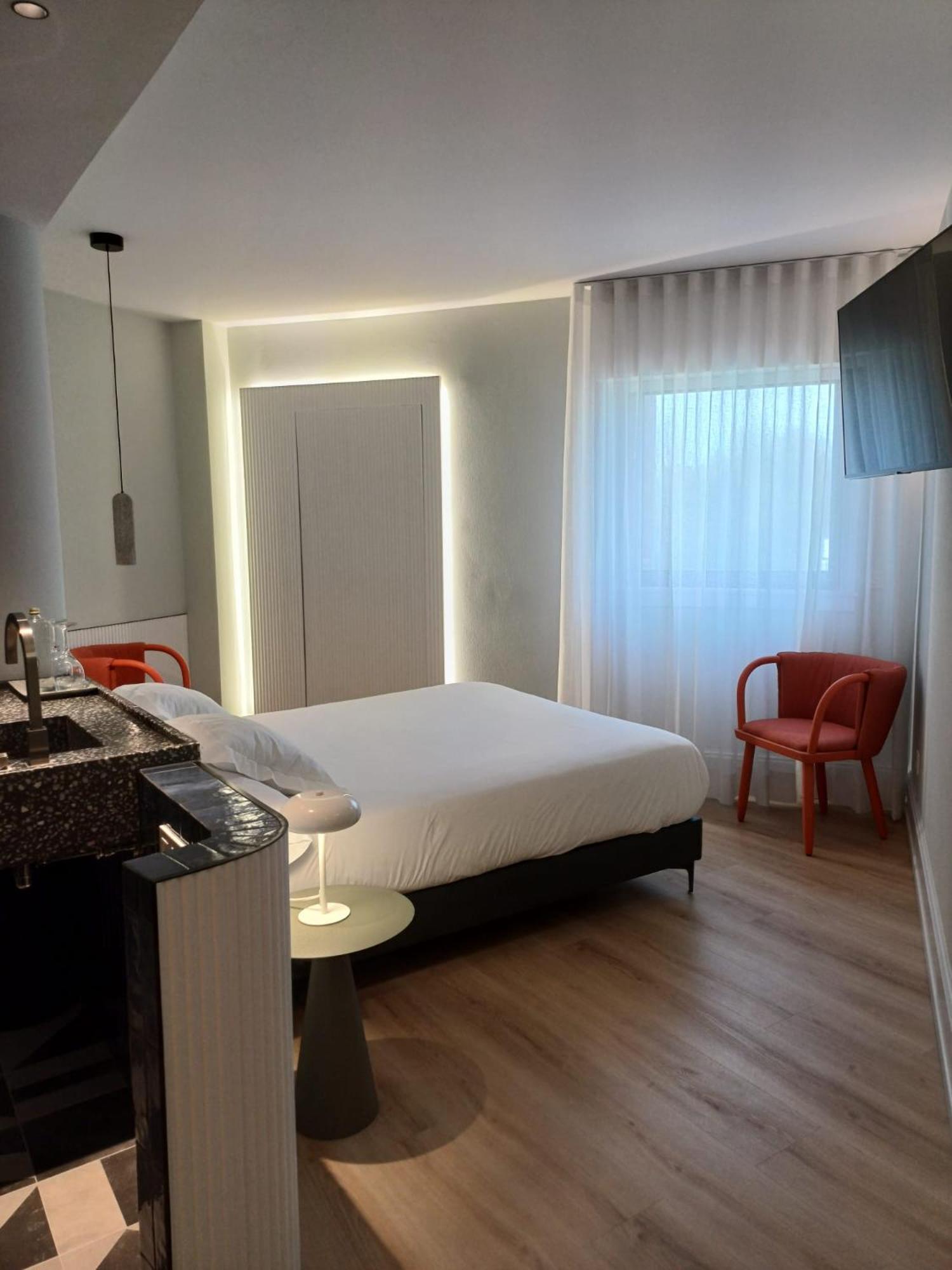 Hotel Ruta Jacobea à Lavacolla Extérieur photo