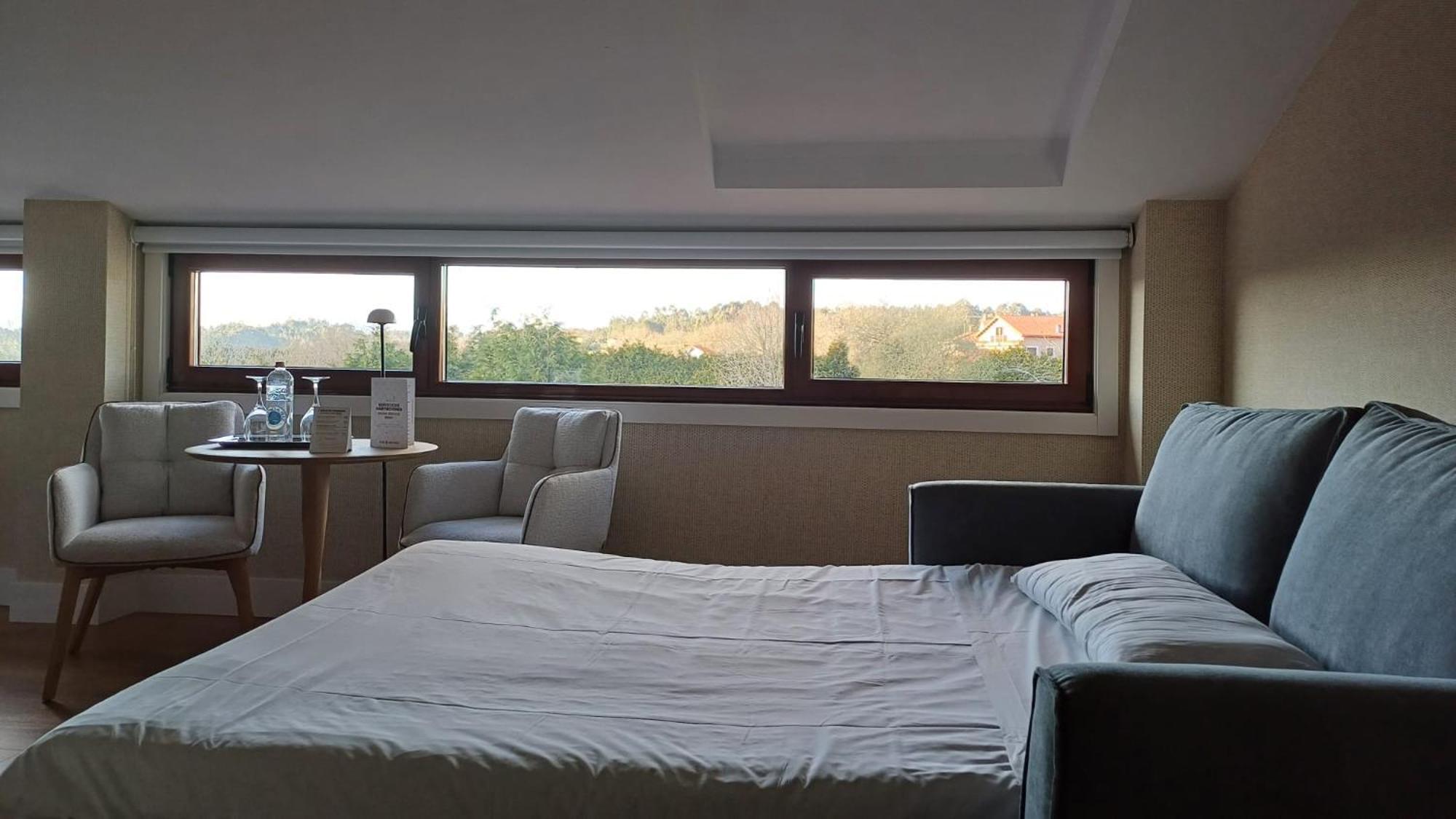 Hotel Ruta Jacobea à Lavacolla Extérieur photo